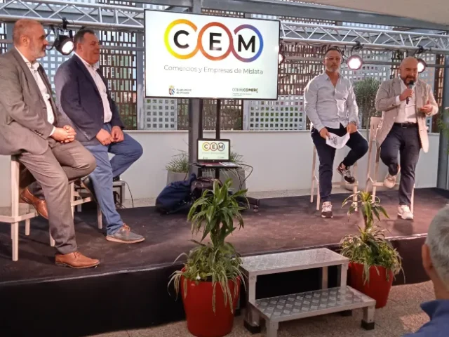 CEM presenta a su nueva Junta Directiva con el apoyo del Ayuntamiento de Mislata