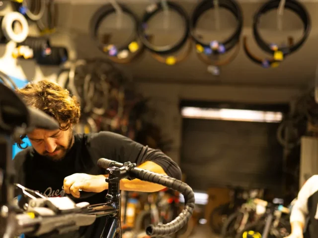 De Que Bikes