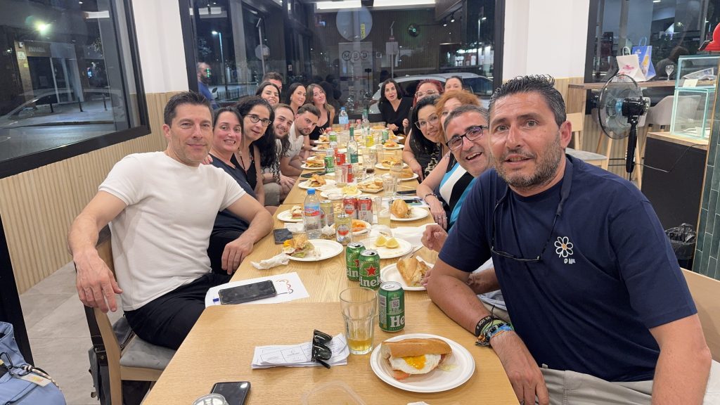 Conexión, colaboración y sabor local: una velada de networking con alma empresarial en Mislata