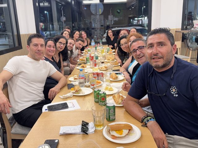 Conexión, colaboración y sabor local: una velada de networking con alma empresarial en Mislata